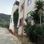 Isoladelmiele Affittacamere