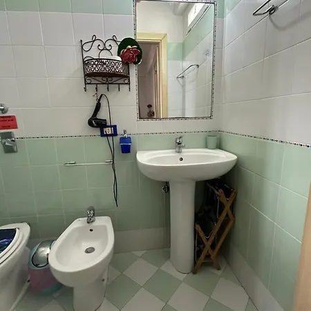 Pensjonat Isoladelmiele Marettimo